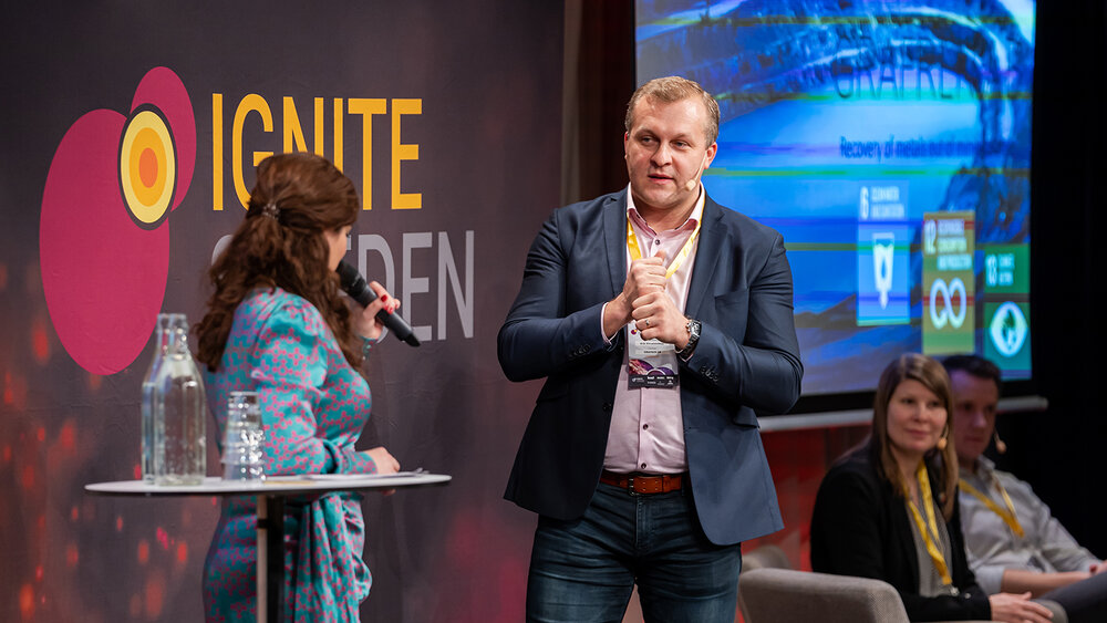 Erik Khranovskyy talks about Grafren at Ignite Sweden Day 2019.